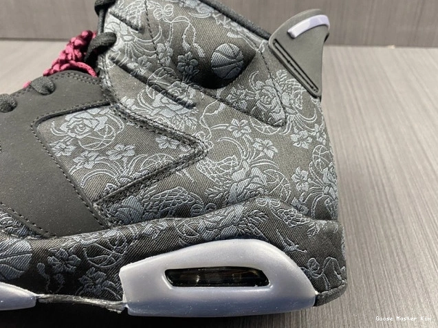 SD DB9818-001 (W) 6 Triple Black Retro Jordan 0723